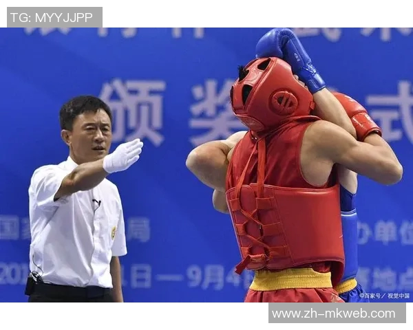 摔跤与拳击的对决谁能称霸竞技场探讨两者的技巧与魅力 摔跤与拳击的对决谁能称霸竞技场探讨两者的技巧与魅力